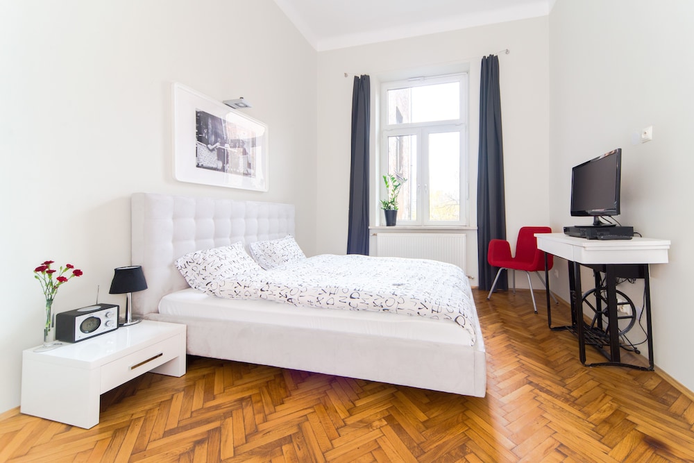 Novum House 15/50