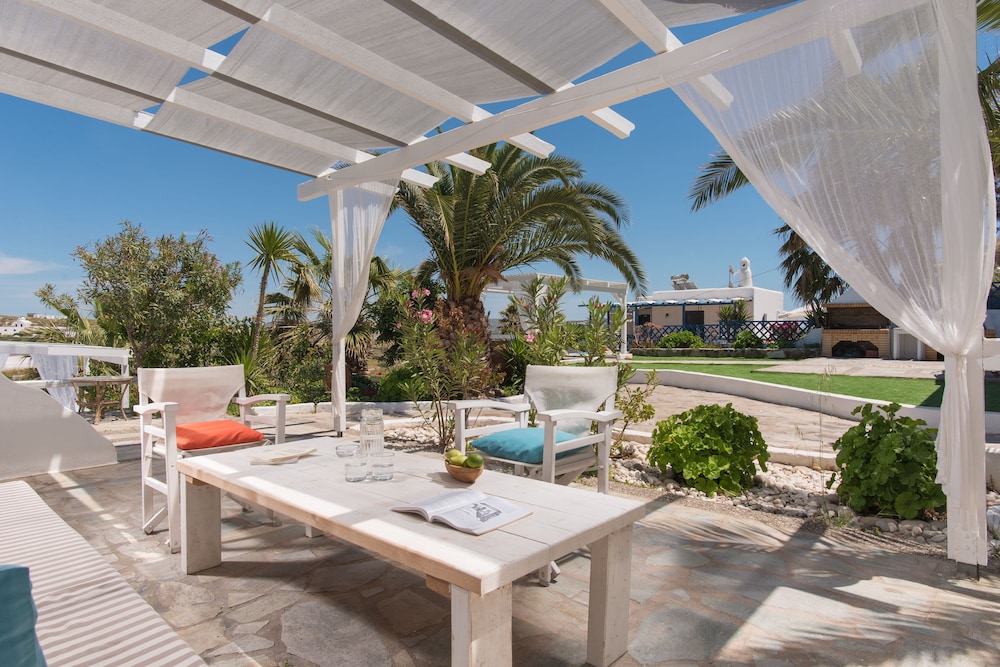 Alexandros Village 32/50