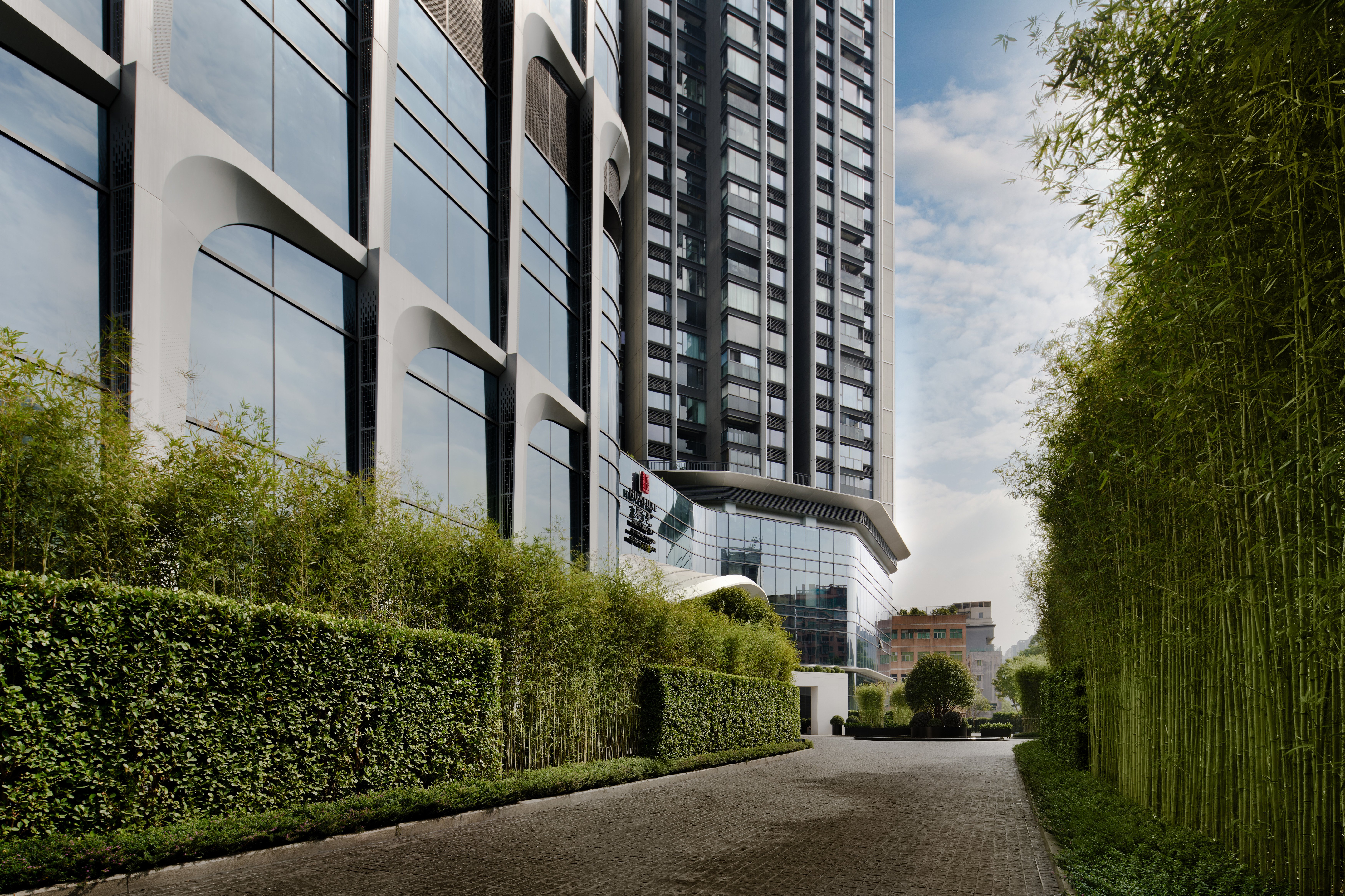 HUALUXE Shenzhen Bao'an by IHG 42/50