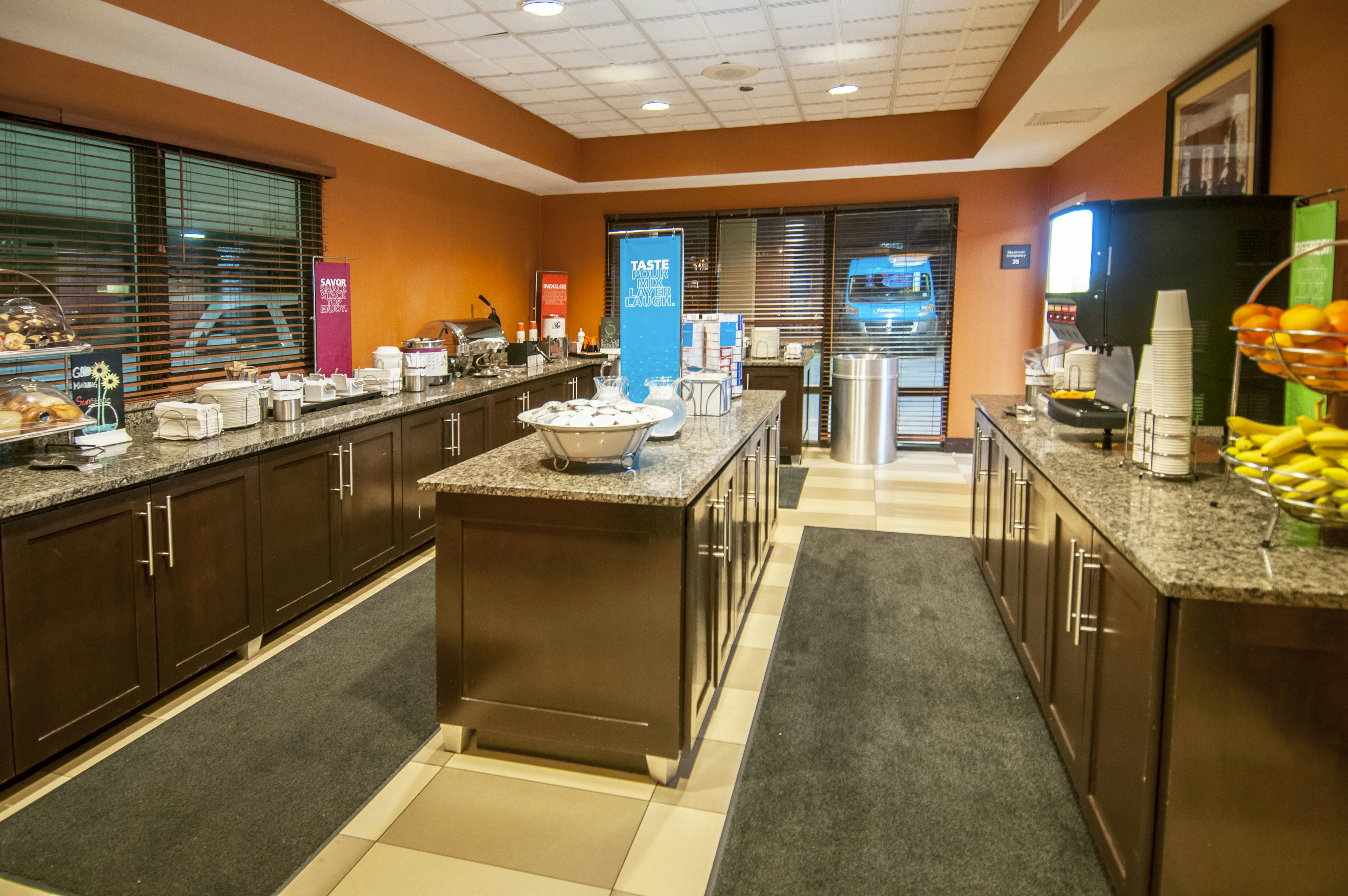 Hampton Inn New Orleans Metairie 26/41