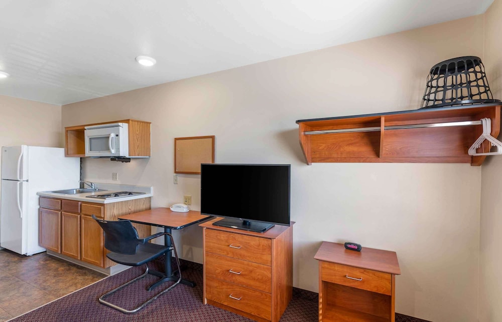 Extended Stay America Select Suites - Loveland 26/43