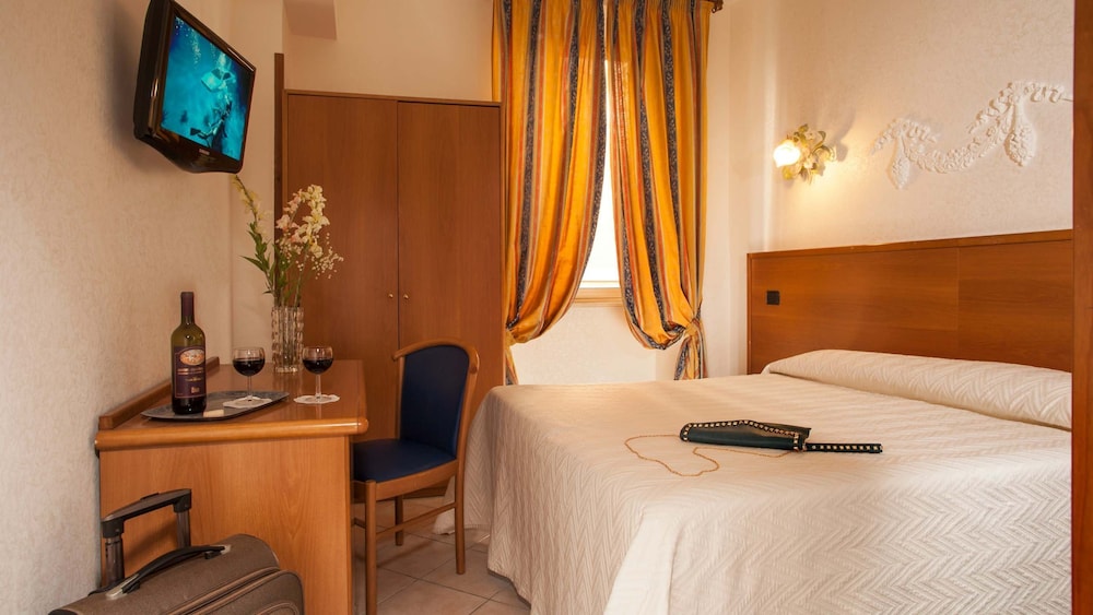 Hotel Grifo 37/65