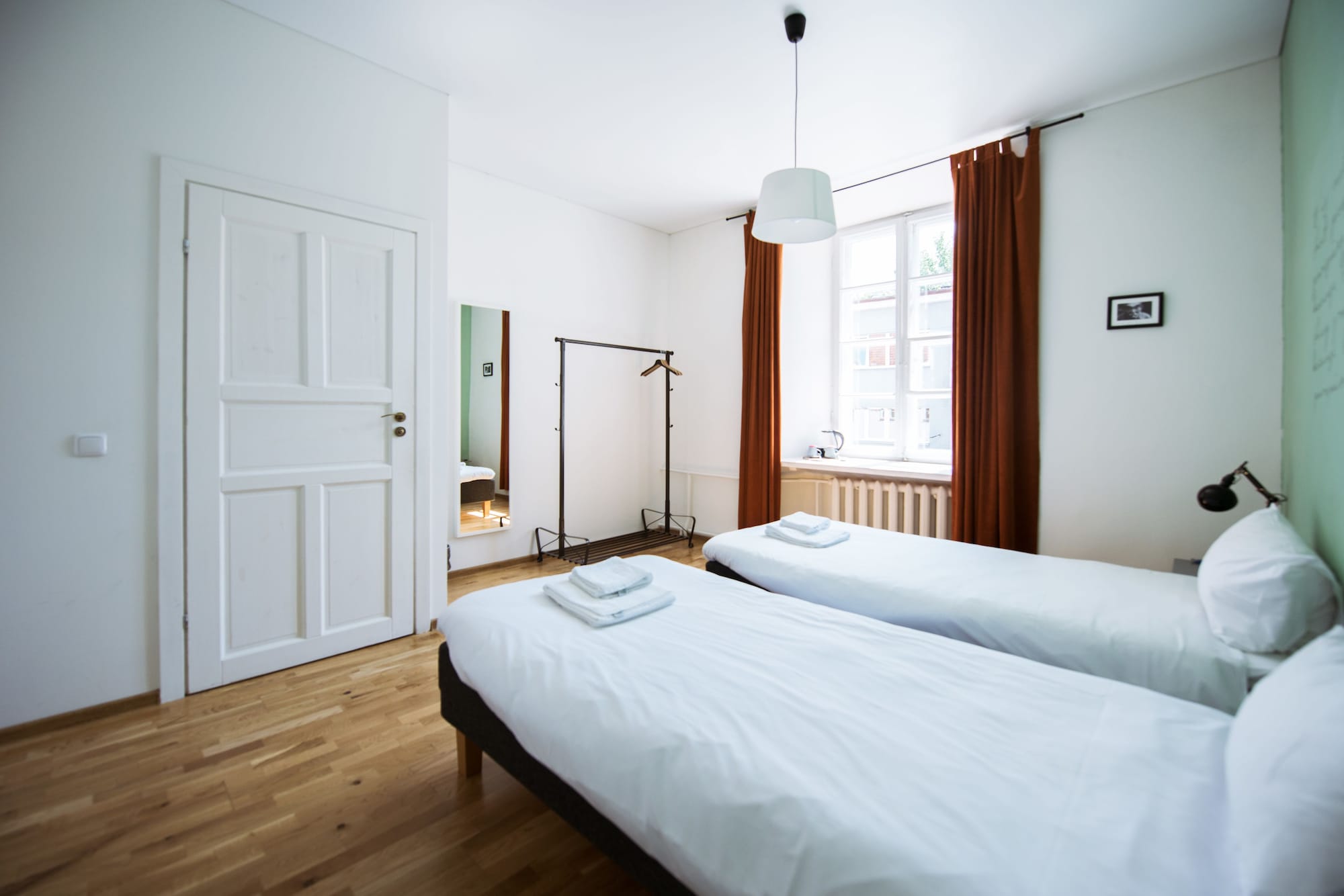 STANDARD, DOUBLE OR TWIN BED