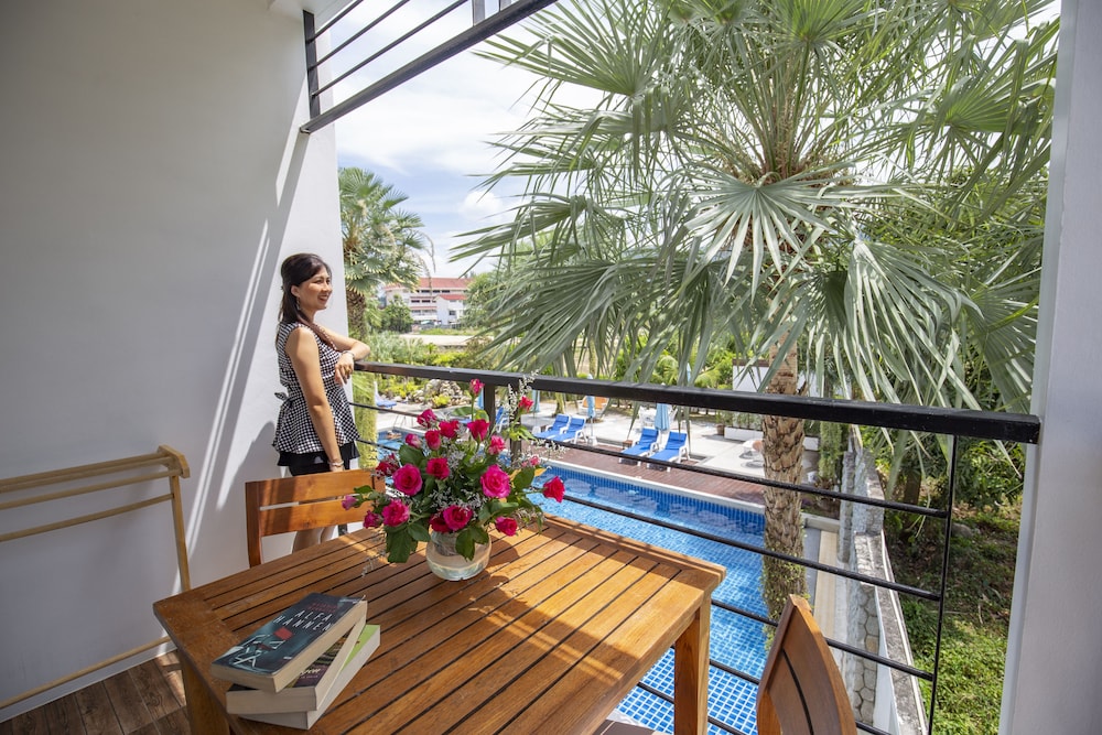 Sungthong Kamala Beach Resort 25/41