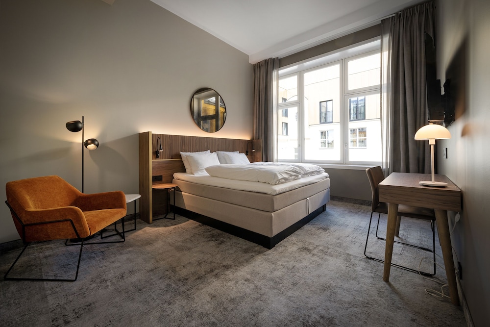 SUPERIOR, DOUBLE BED, ACCESSIBLE