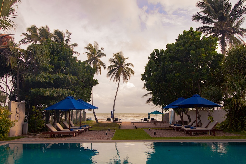 Parangi Weligama Bay 36/42