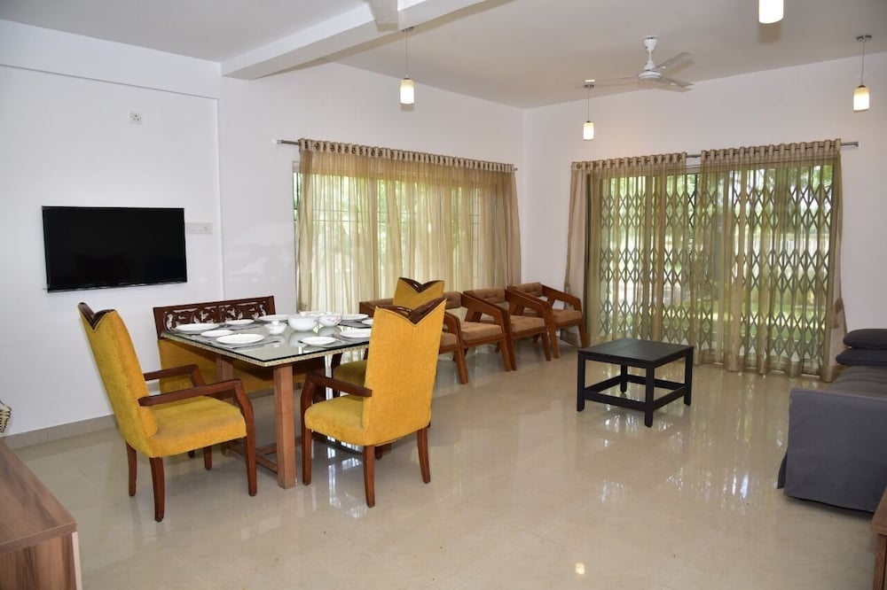 Sterling Stolen Heaven - Lonavala 40/55