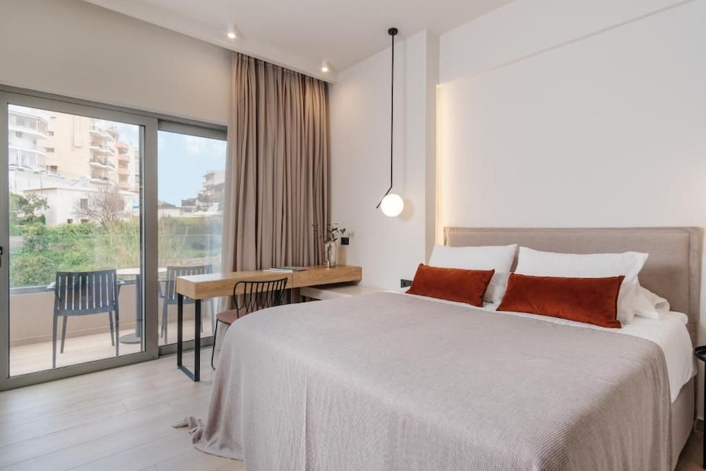 The City Hotel and Suites - Adults Only 15/61