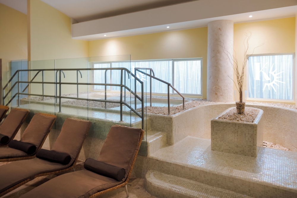 Iberostar Selection Riviera Cancun 47/63