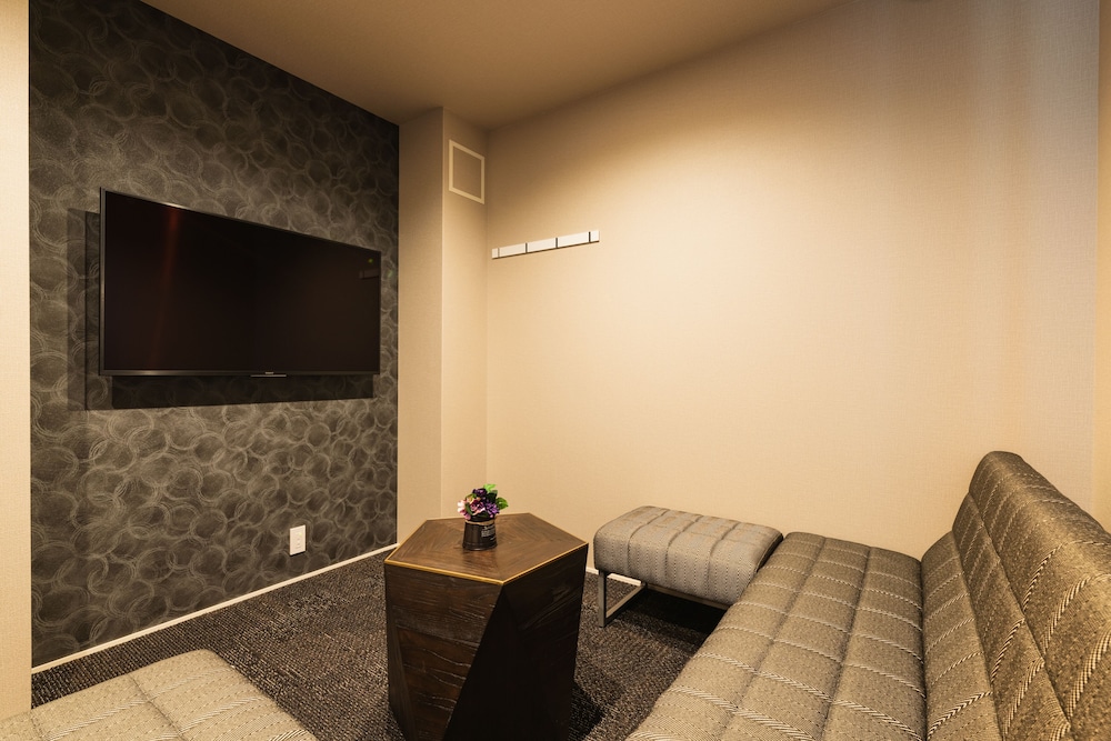 Grand Base Nagasaki City 31/50