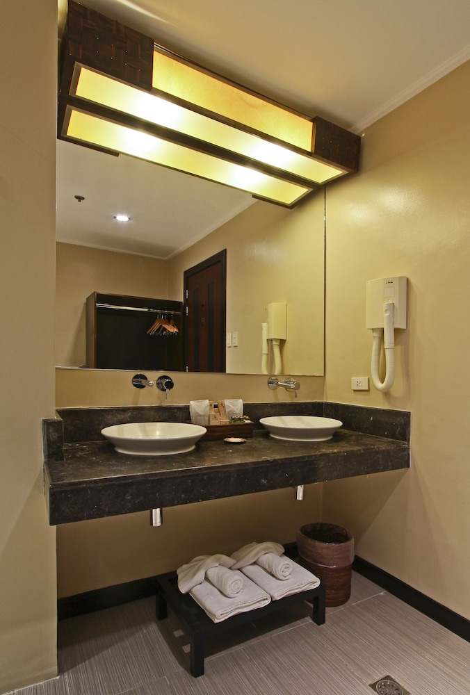 Two Seasons Boracay Resort 44/46