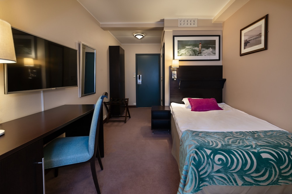 Quality Hotel Floro 9/39