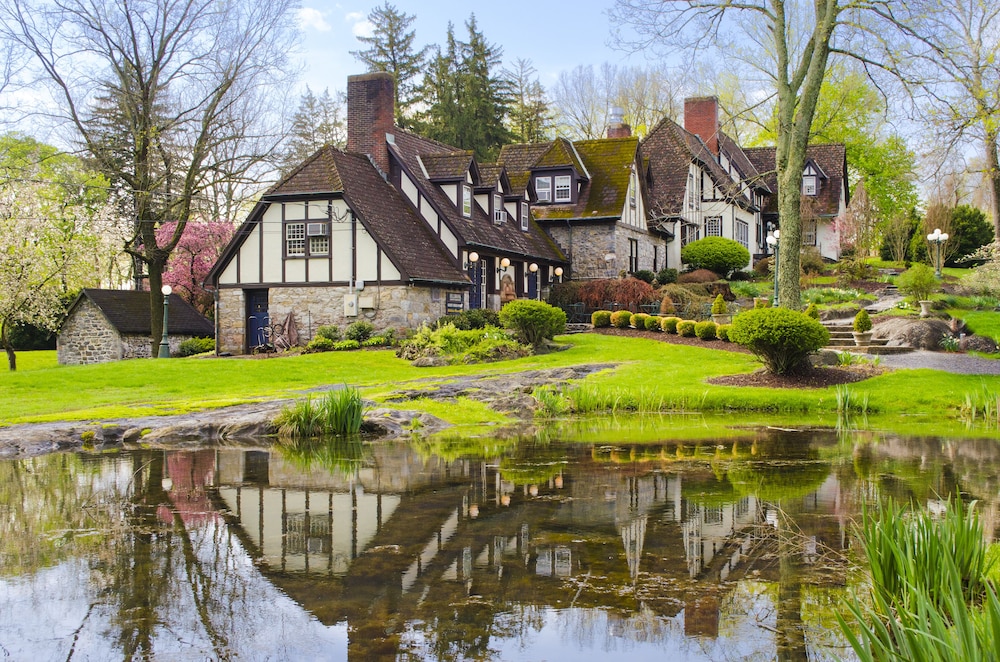 Hillbrook Inn 38/50