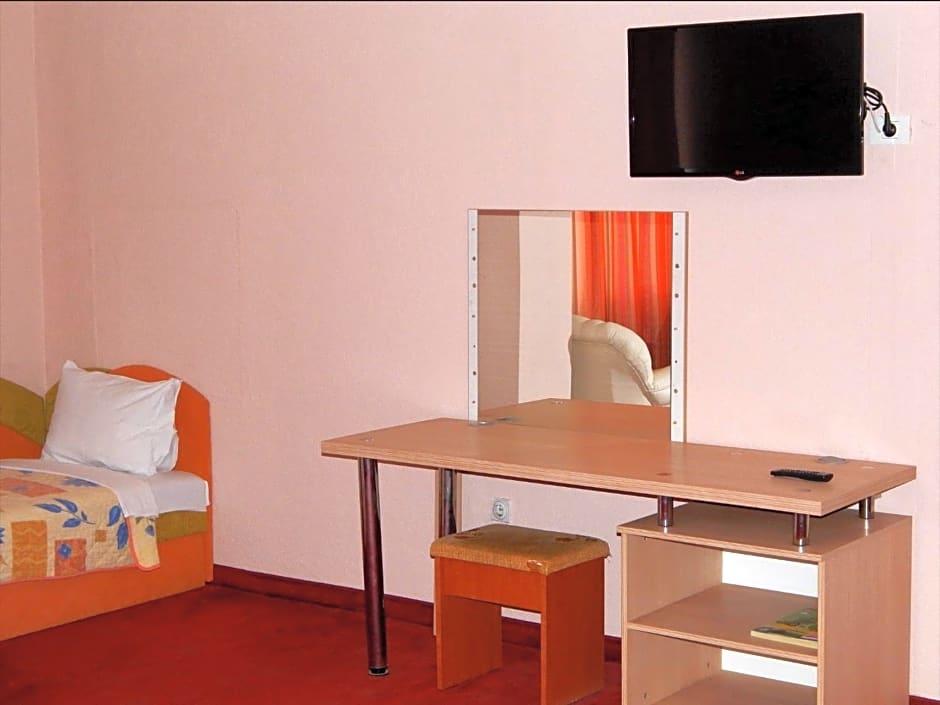 Emka Hotel 29/32