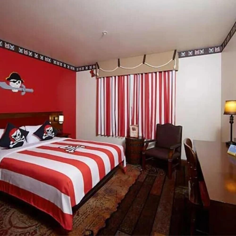 Theme, Pirate, King Bed, Bunk Bed, Trundle Bed