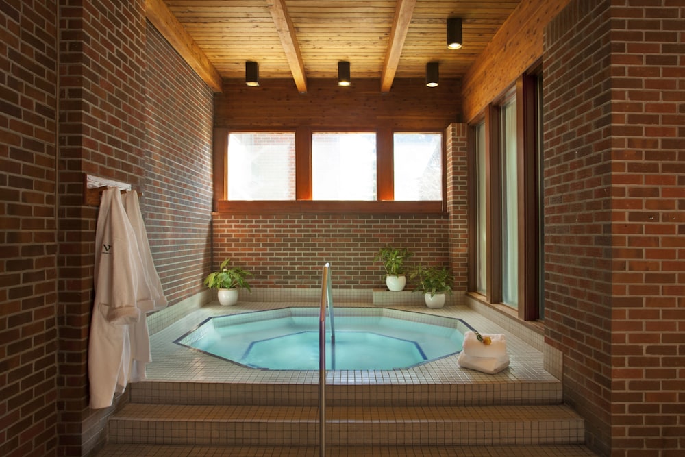 Valhalla Hotel & Conference Centre 34/60