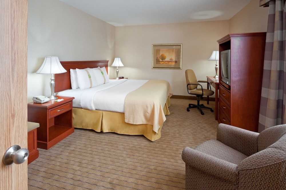 Holiday Inn Suites Regina 19/62