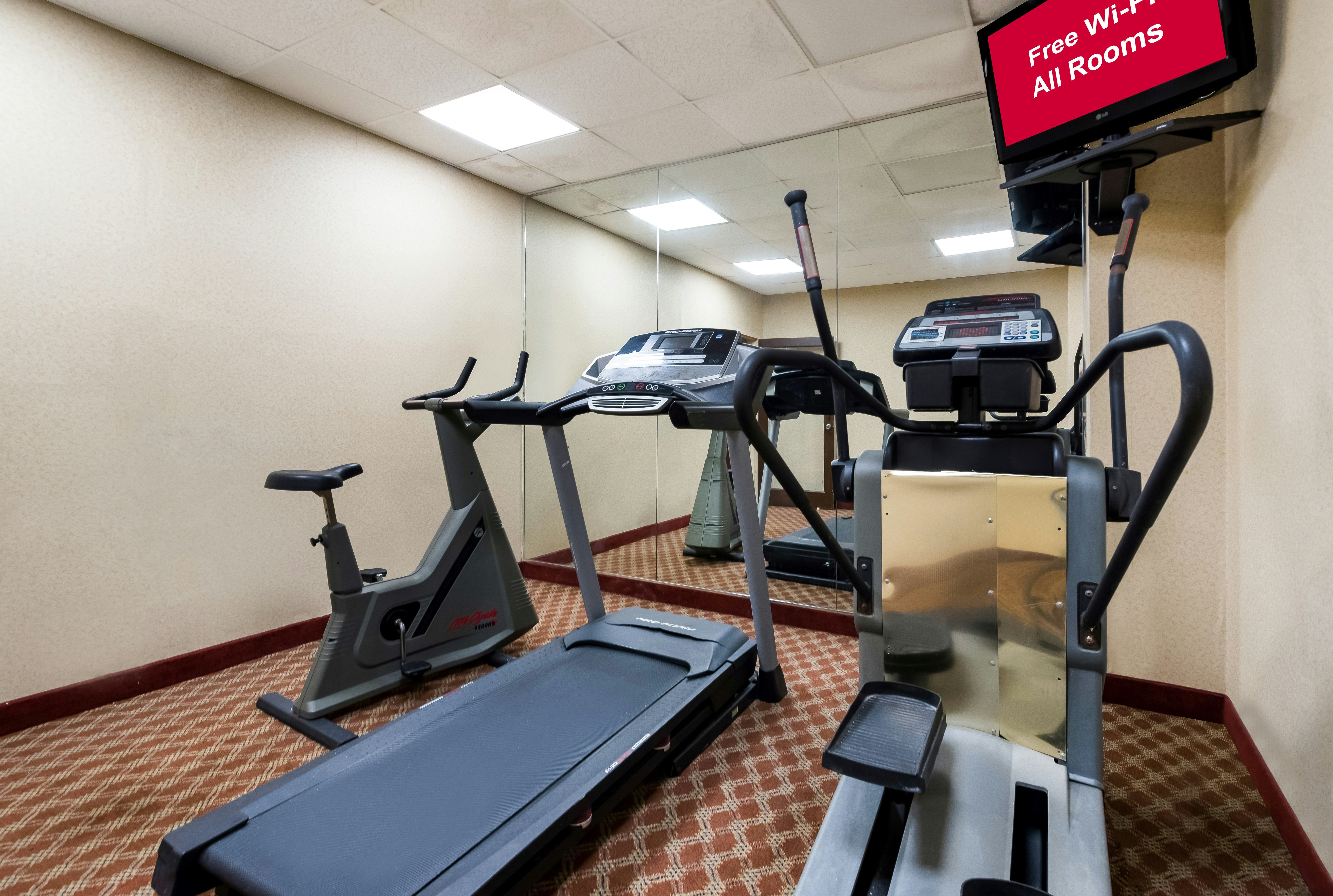 Red Roof Inn Suites Newark University 7/26