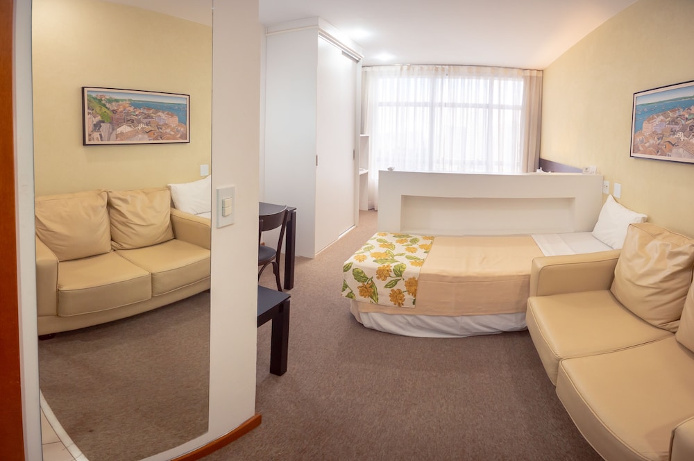 Iguatemi Business Flat 23/76