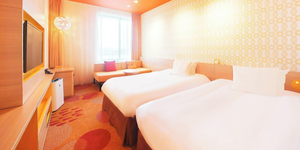 غرفة سوبيريور ثلاثية بسريرين منفصلين مع أريكة، Hotel Universal Port Vita 9/10