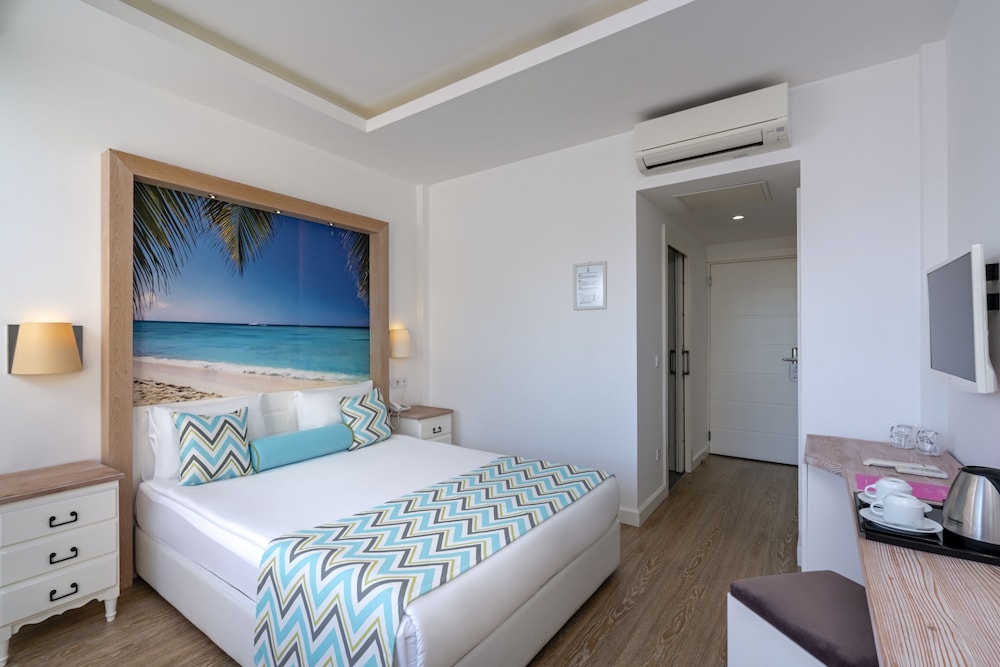 Hotel Iz Flower Side Beach 14/50
