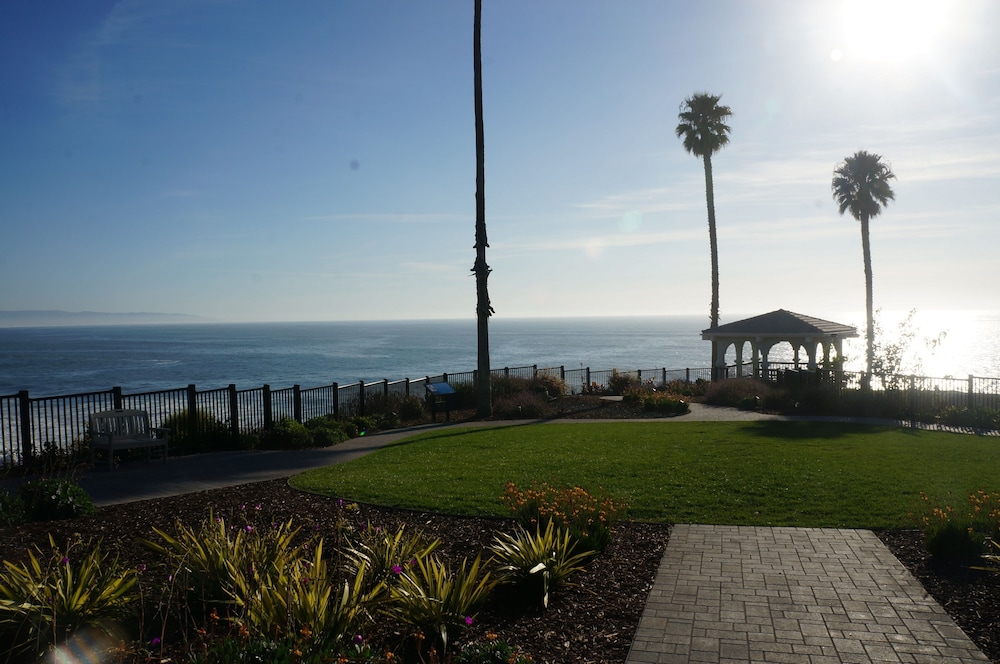 Pacific Point Resort 24/33