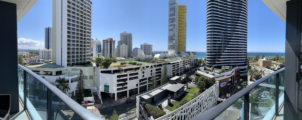 The Oracle Resort Broadbeach - Gclr 10/50