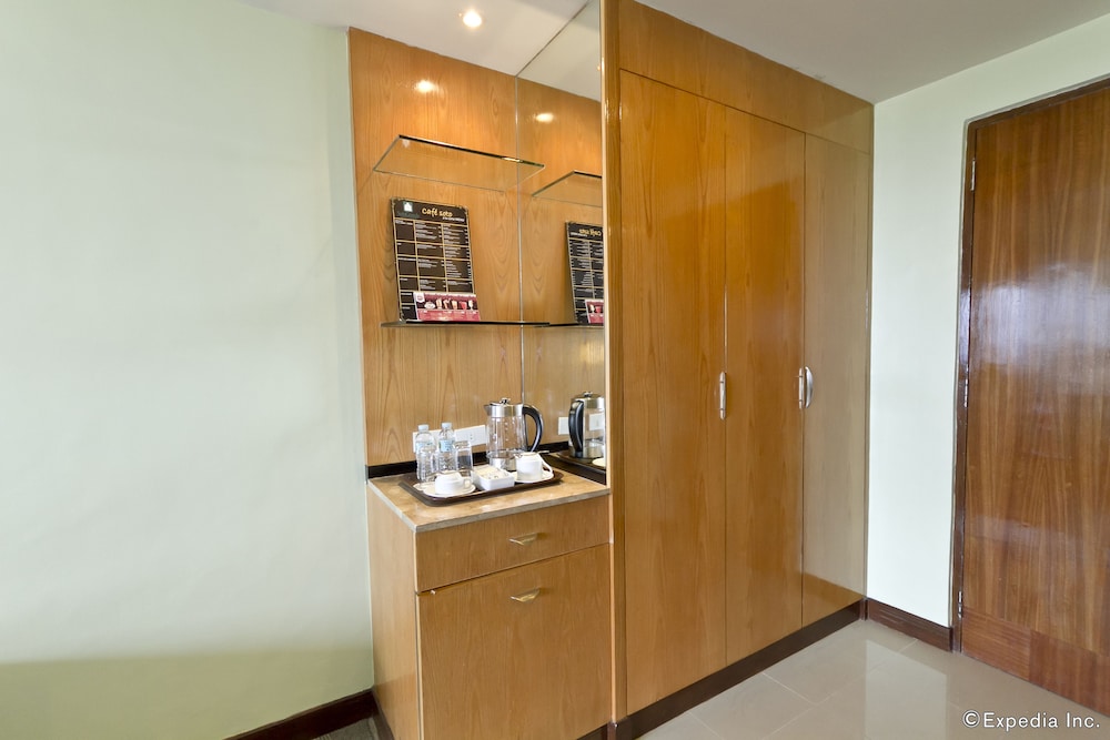 Sotogrande Hotel Resort 10/50