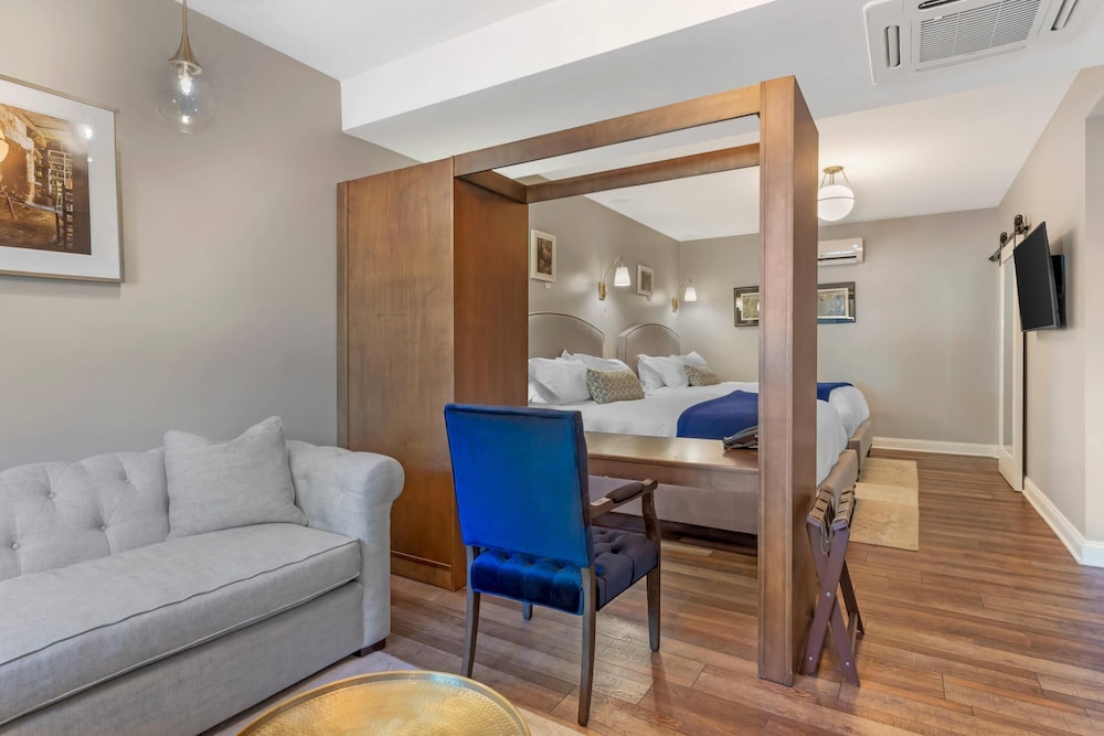 The Colonial Inn an Ascend Collection Hotel 35/50
