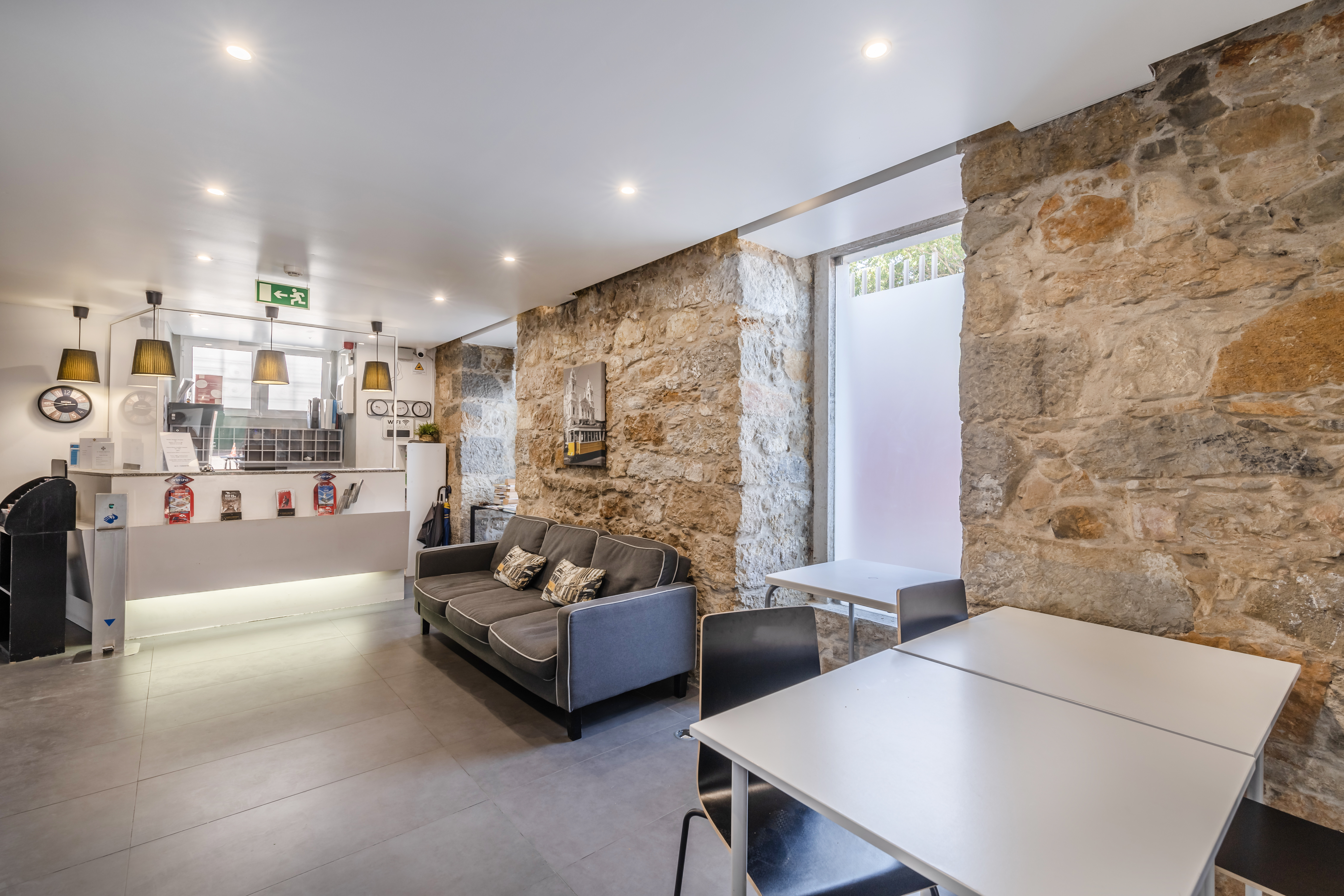 V Dinastia Guesthouse 8/50