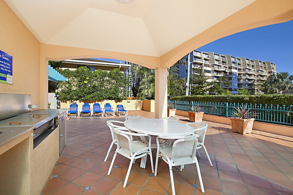 Aruba Surf Resort 50/69