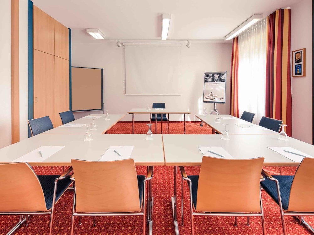 Mercure Hotel Duesseldorf Ratingen 62/66