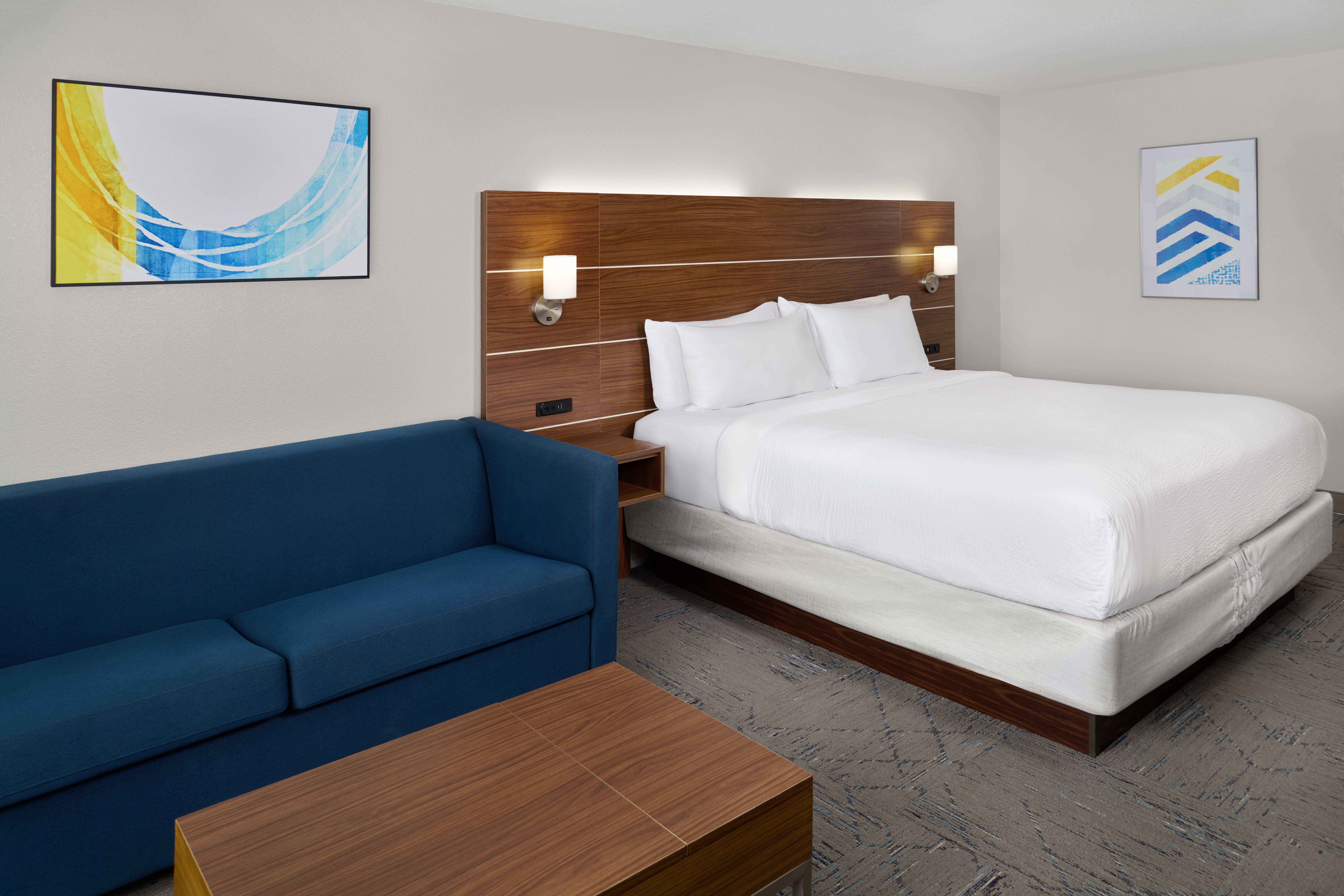 Holiday Inn Express Kansas City - At The Legends 22/60