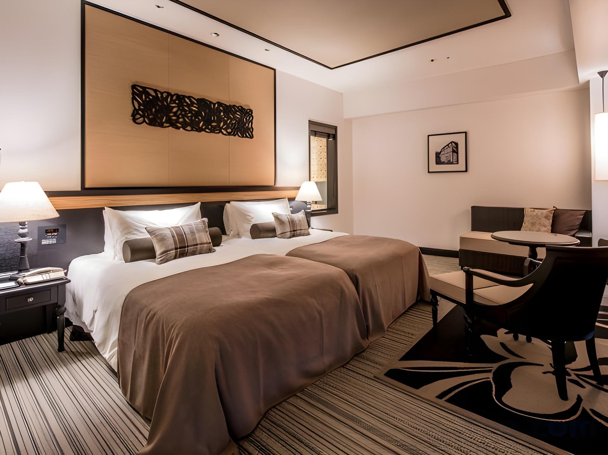 Partial Ocean View Deluxe Hollywood Twin Room 46 square meters 3-4F
