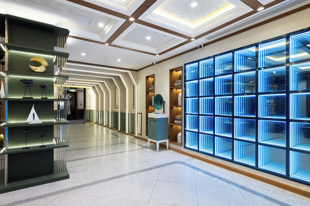 Nostalgia S Hotel (Beijing National Convention Center) 47/62