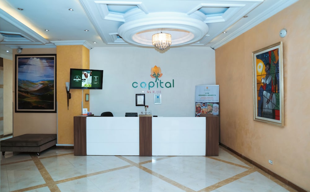 Capital Hotel And Spa 10/76