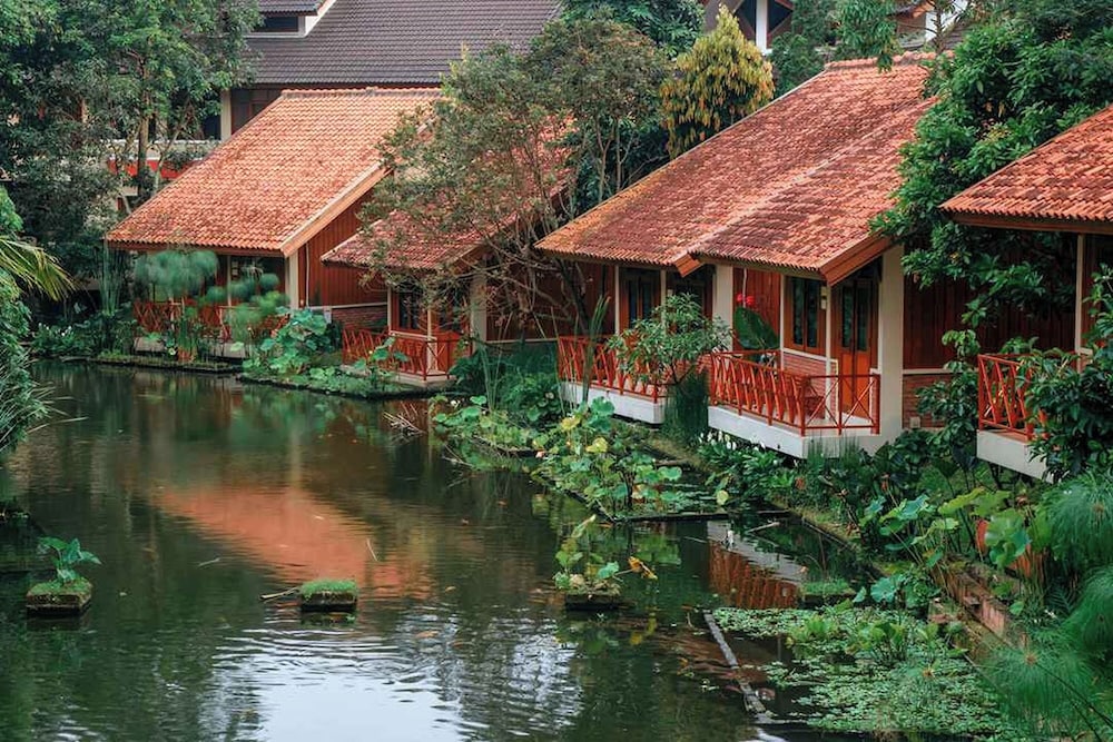 Ahadiat Hotel And Bungalow 45/50