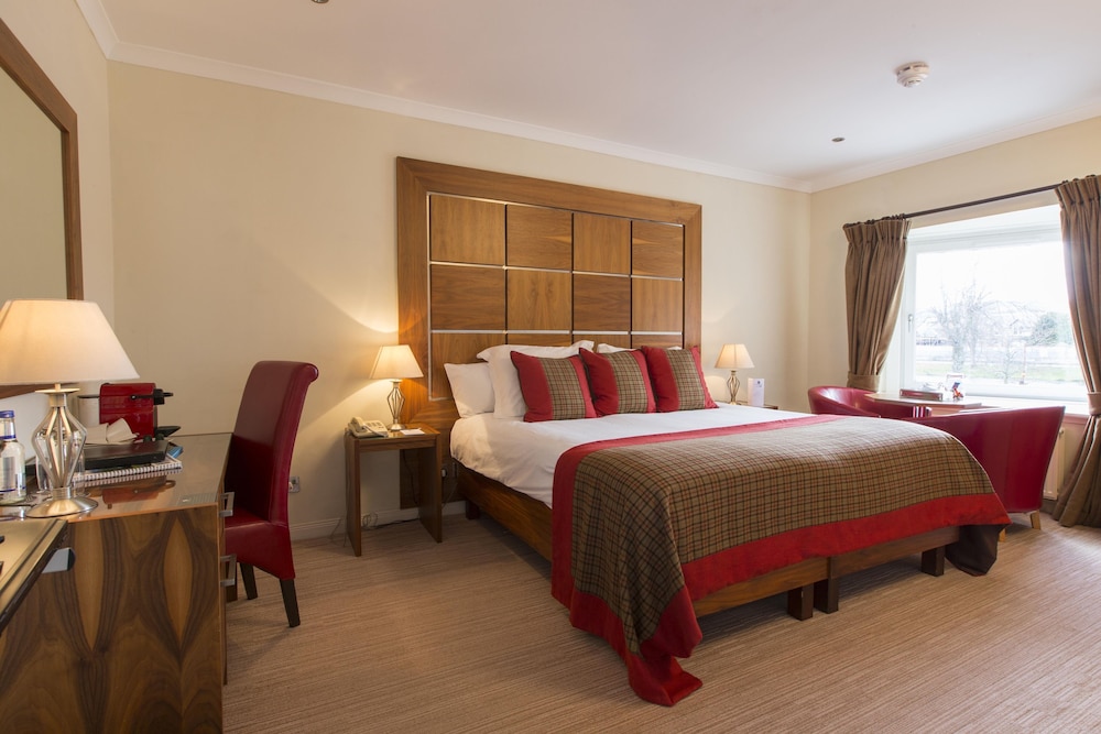 CLUB, DOUBLE BED