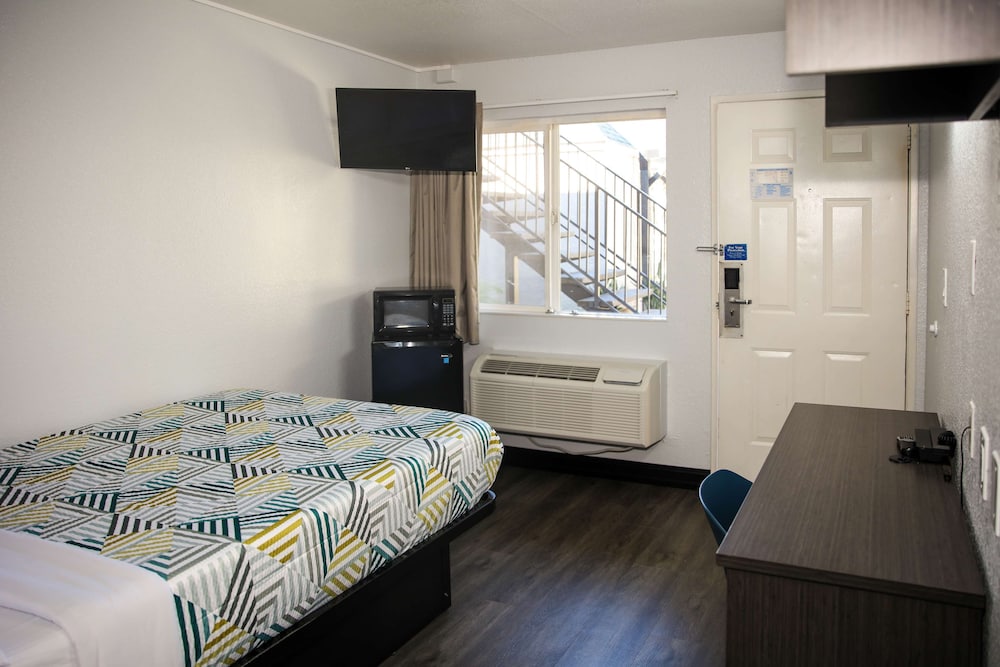 Motel6 Sacramento, CA - Old Sacramento North 39/57