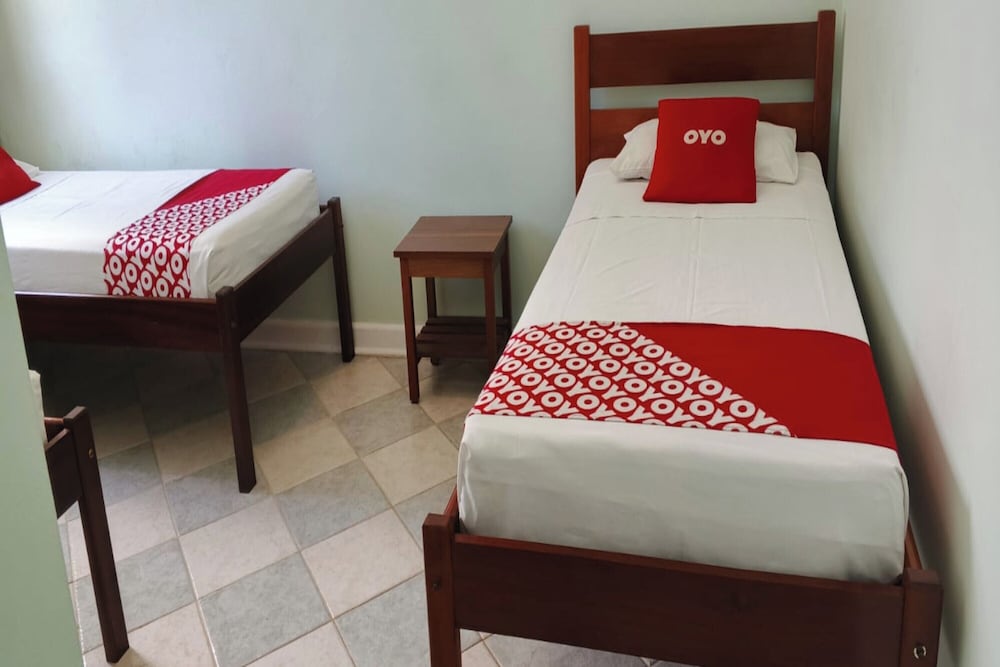 ROOM, TRIPLE, 3 BEDS