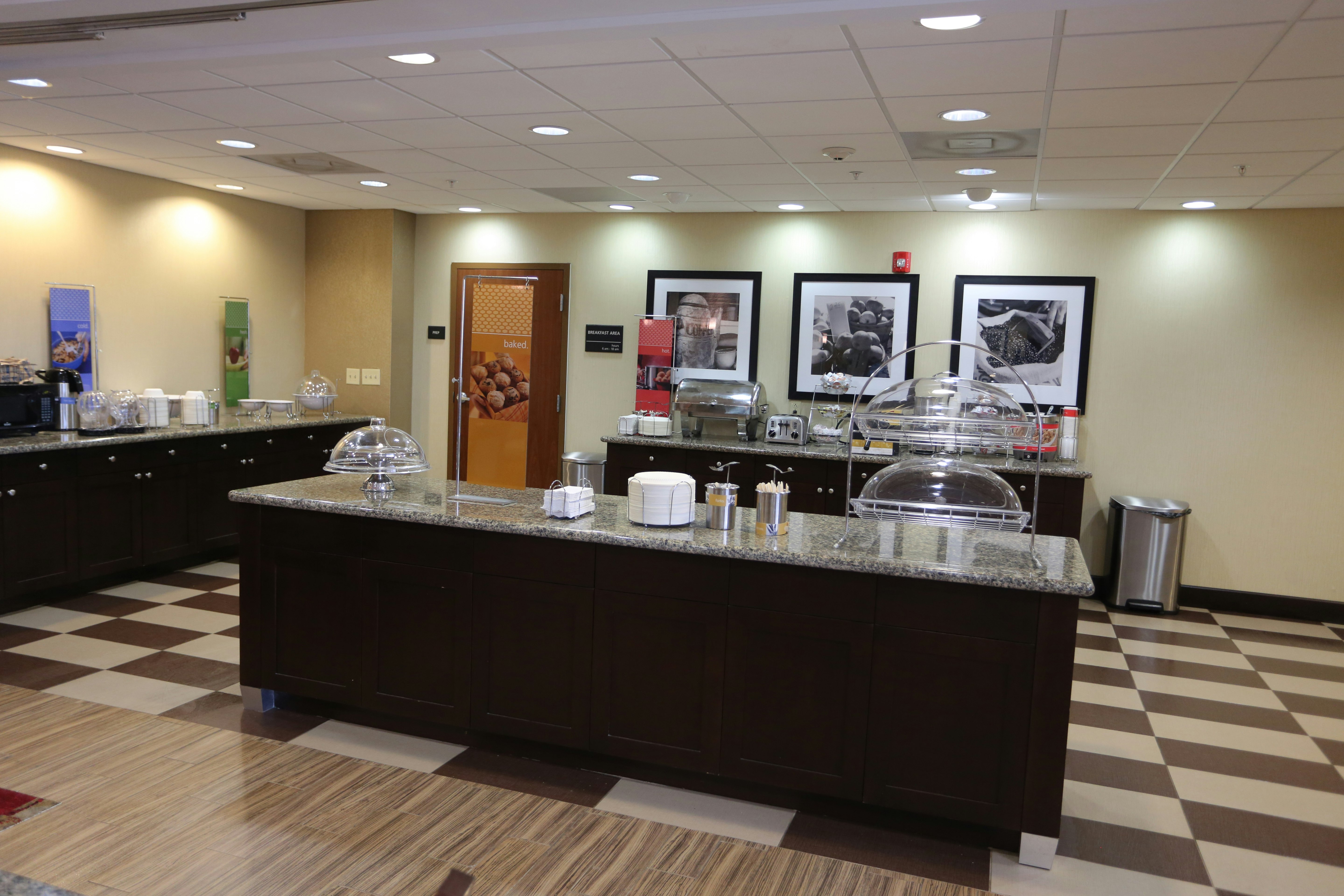 Hampton Inn Atmore 16/52