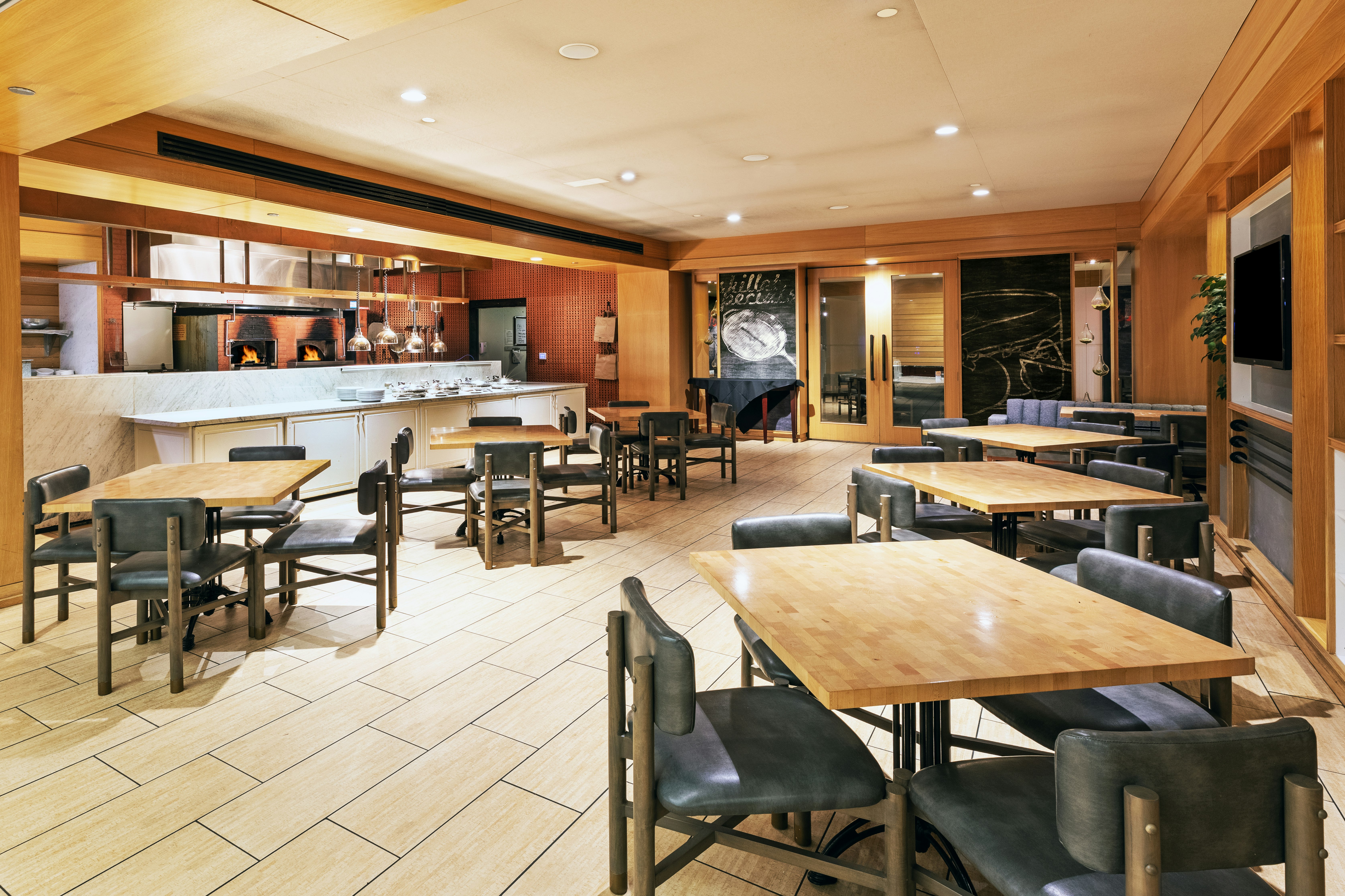 Doubletree Hotel Tulsa Downtown 23/40
