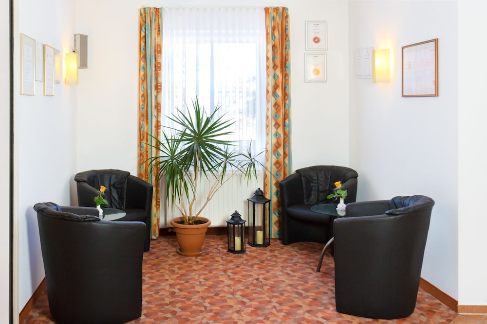 Hotel Montana Lauenau 28/38