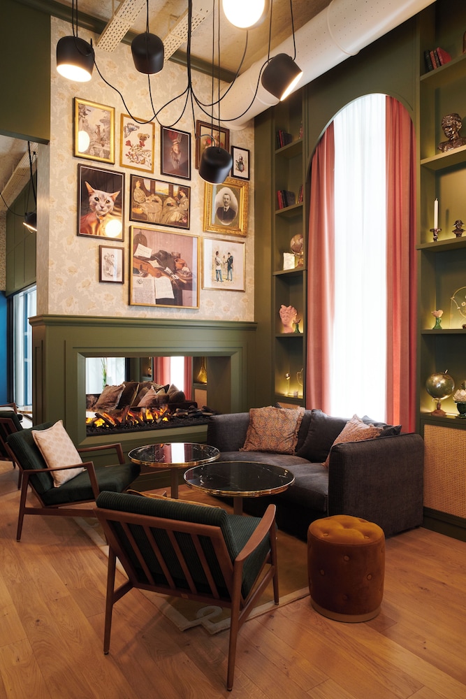 Square Lodge Hotel La Roche sur Yon - Handwritten Collection 22/46