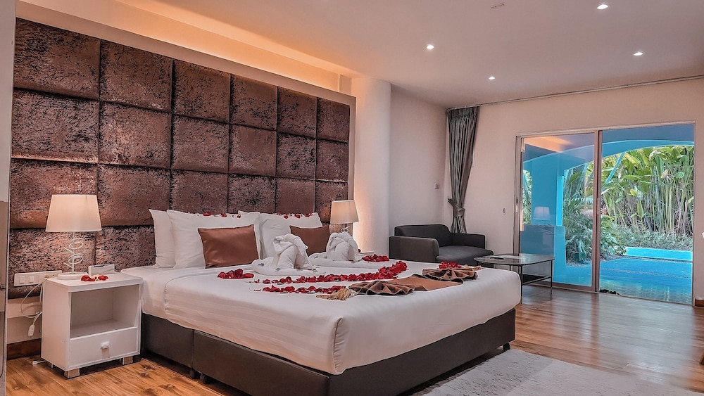 غرفة بريميير بسرير كينج، Pooh Beach Resort and Spa 2/10