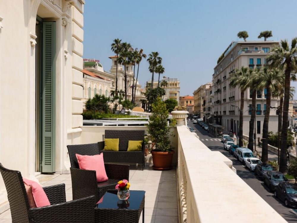Hotel de Paris Sanremo 63/67