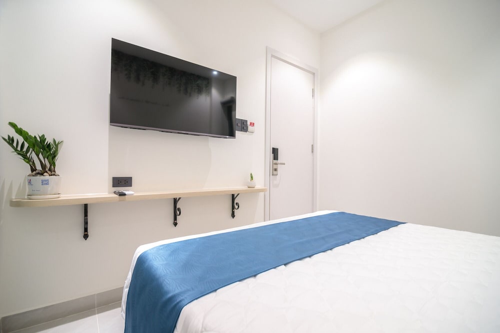 Bin Bin Hotel 16 - Near Bui Vien Walking Street 16/50