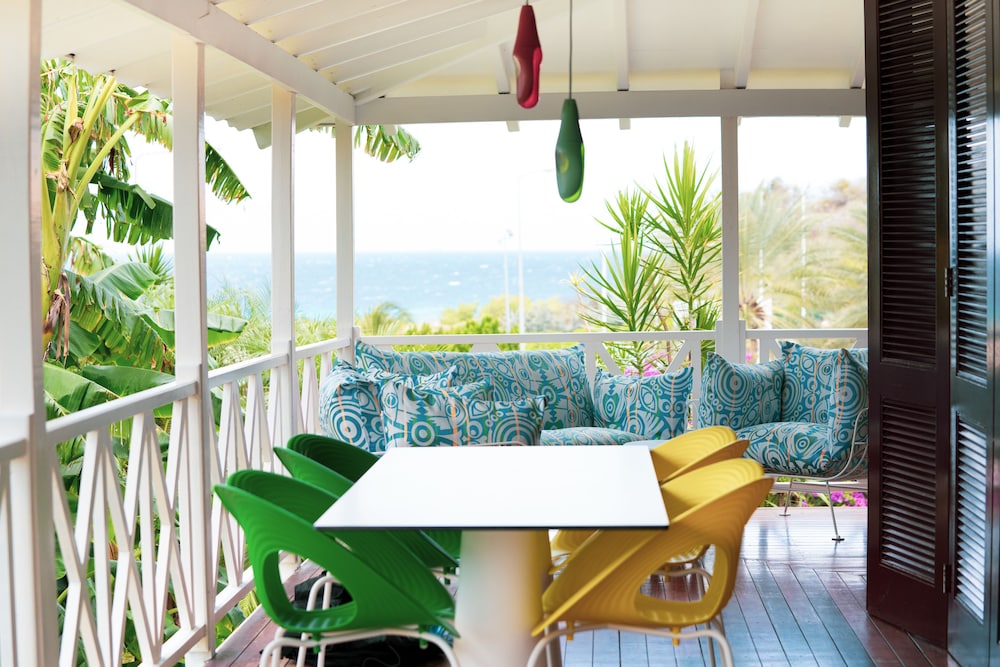 Papagayo Beach Resort 27/72