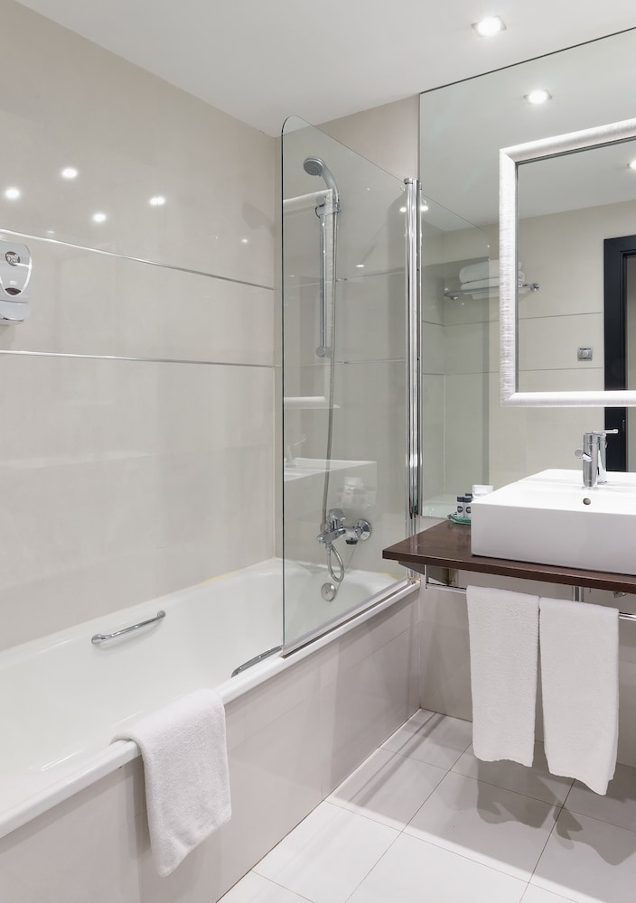IBERIK Santo Domingo Plaza Hotel 46/50