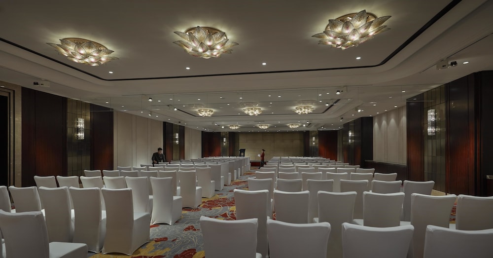 Shangri-la Hotel, Yiwu 63/75